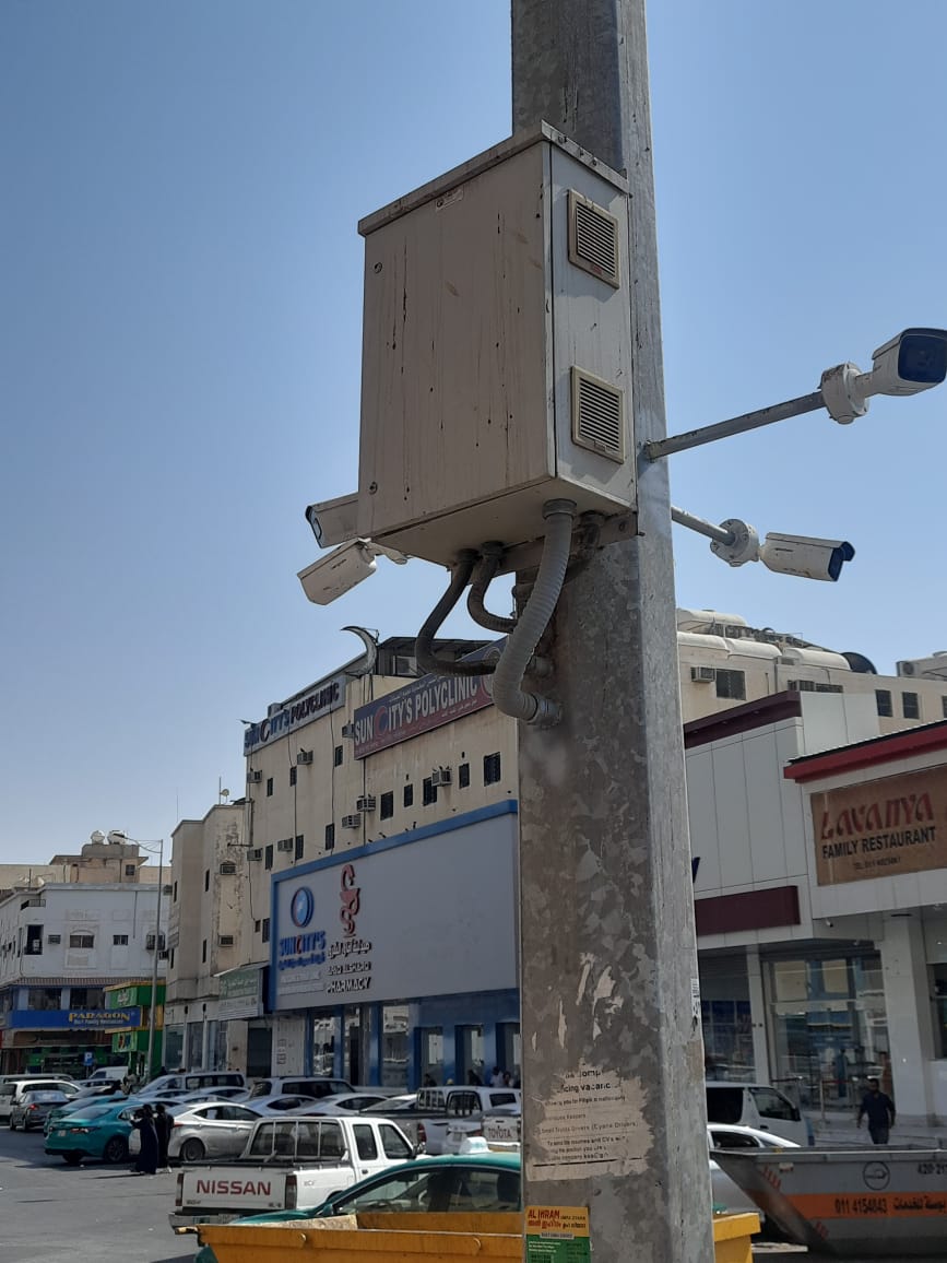 فريق العمل في الميدان