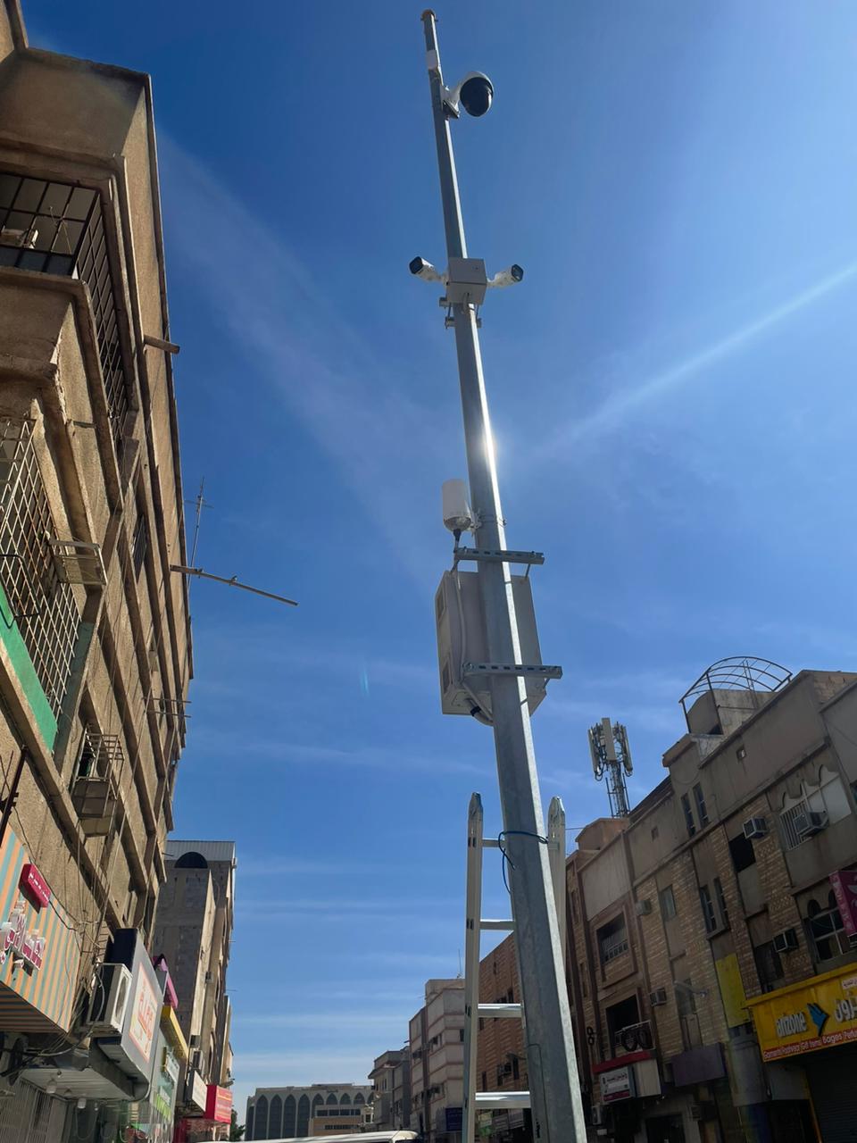 فريق العمل في الميدان